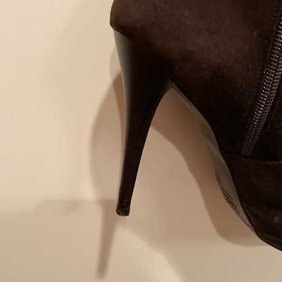 Stuart Weitzman over the knee platform boots with stacked wood heel - Picture 3 of 11